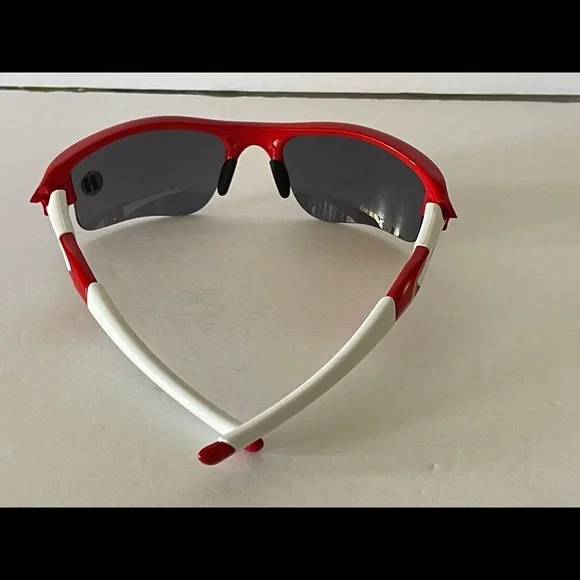 Oakley Sunglasses - Picture 8 of 13